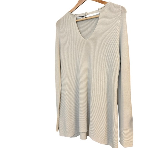 Annette Gortz M (oversized) great condition very minor wear V-Neck Women's Tunic - Picture 3 of 15